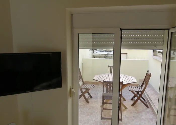 Oriente Dna V * Lisboa