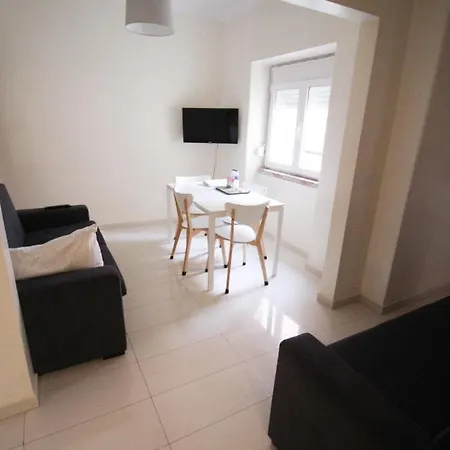 Oriente Dna V Apartman *